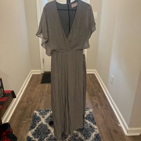 KEEPSAKE the Label Pants - Keepsake jumpsuit with flutter sleeves in a textured gray fabric, size Small
